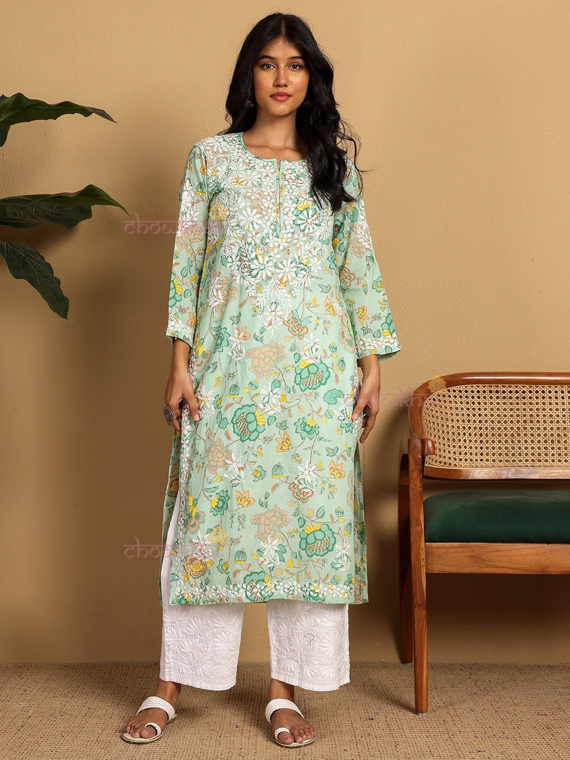 Jiya Mul Cotton Straight Chikankari Long Kurti - Chowkhat Lifestyle