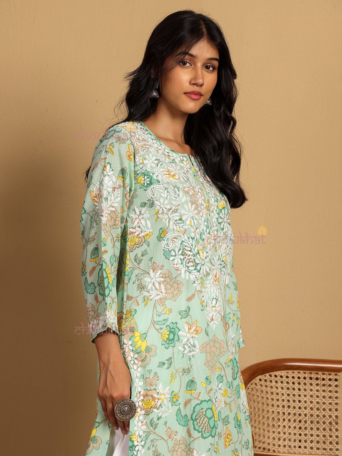 Jiya Mul Cotton Straight Chikankari Long Kurti - Chowkhat Lifestyle