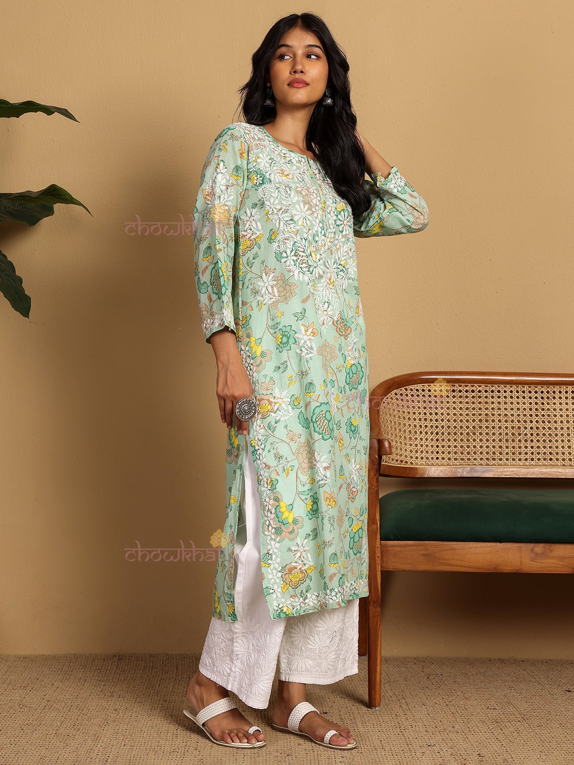 Jiya Mul Cotton Straight Chikankari Long Kurti - Chowkhat Lifestyle