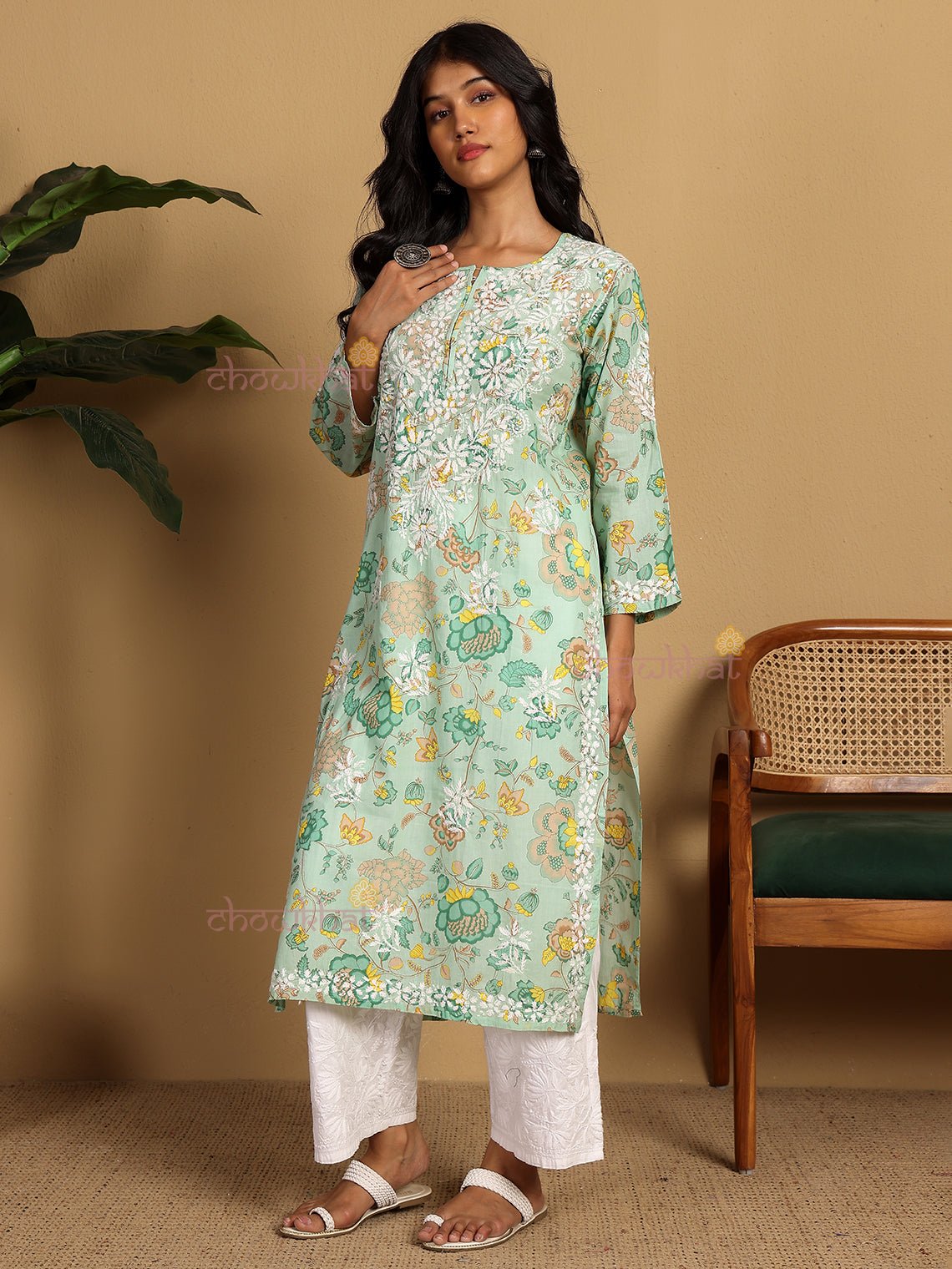 Jiya Mul Cotton Straight Chikankari Long Kurti - Chowkhat Lifestyle