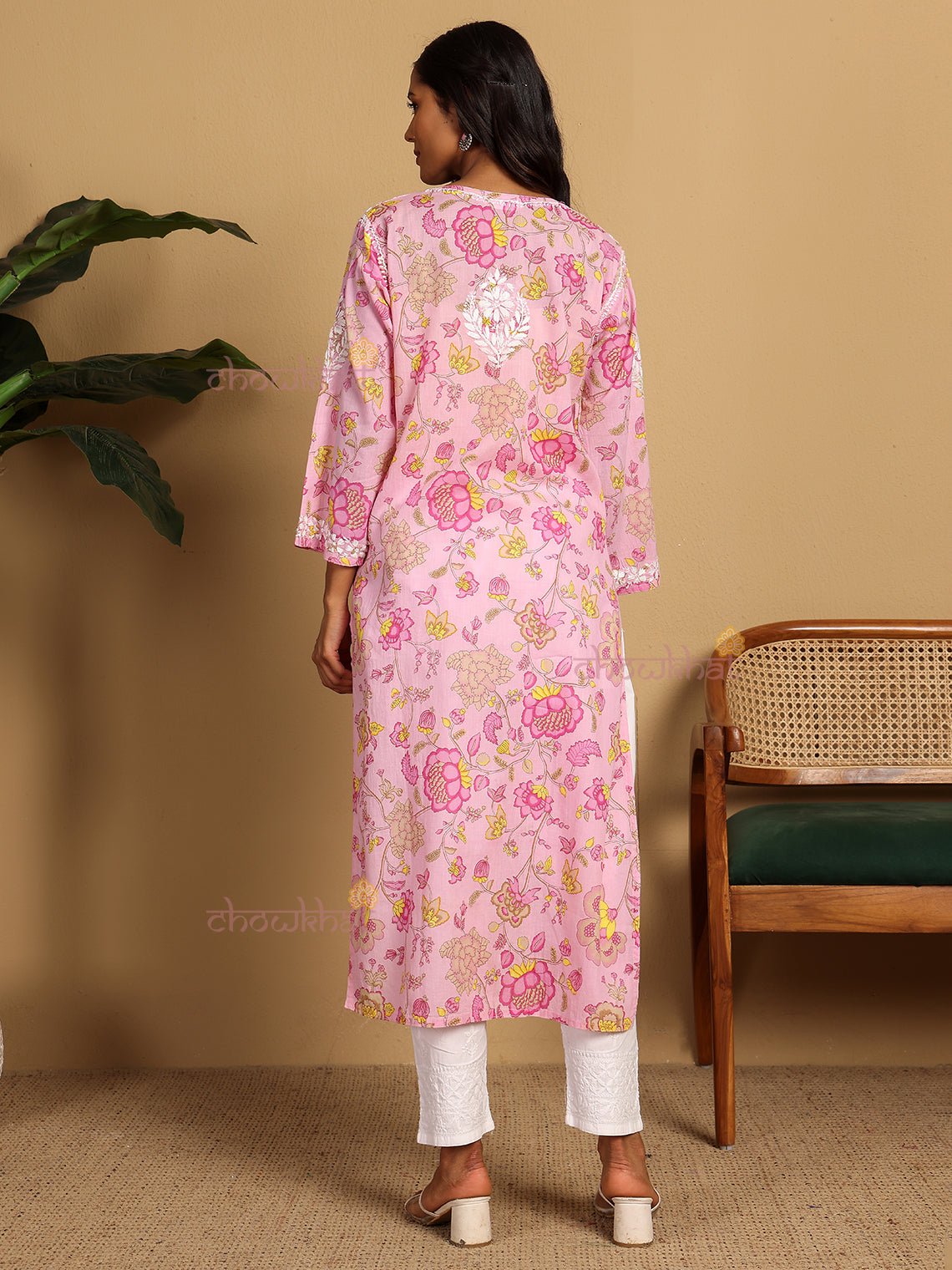 Jiya Mul Cotton Straight Chikankari Long Kurti - Chowkhat Lifestyle