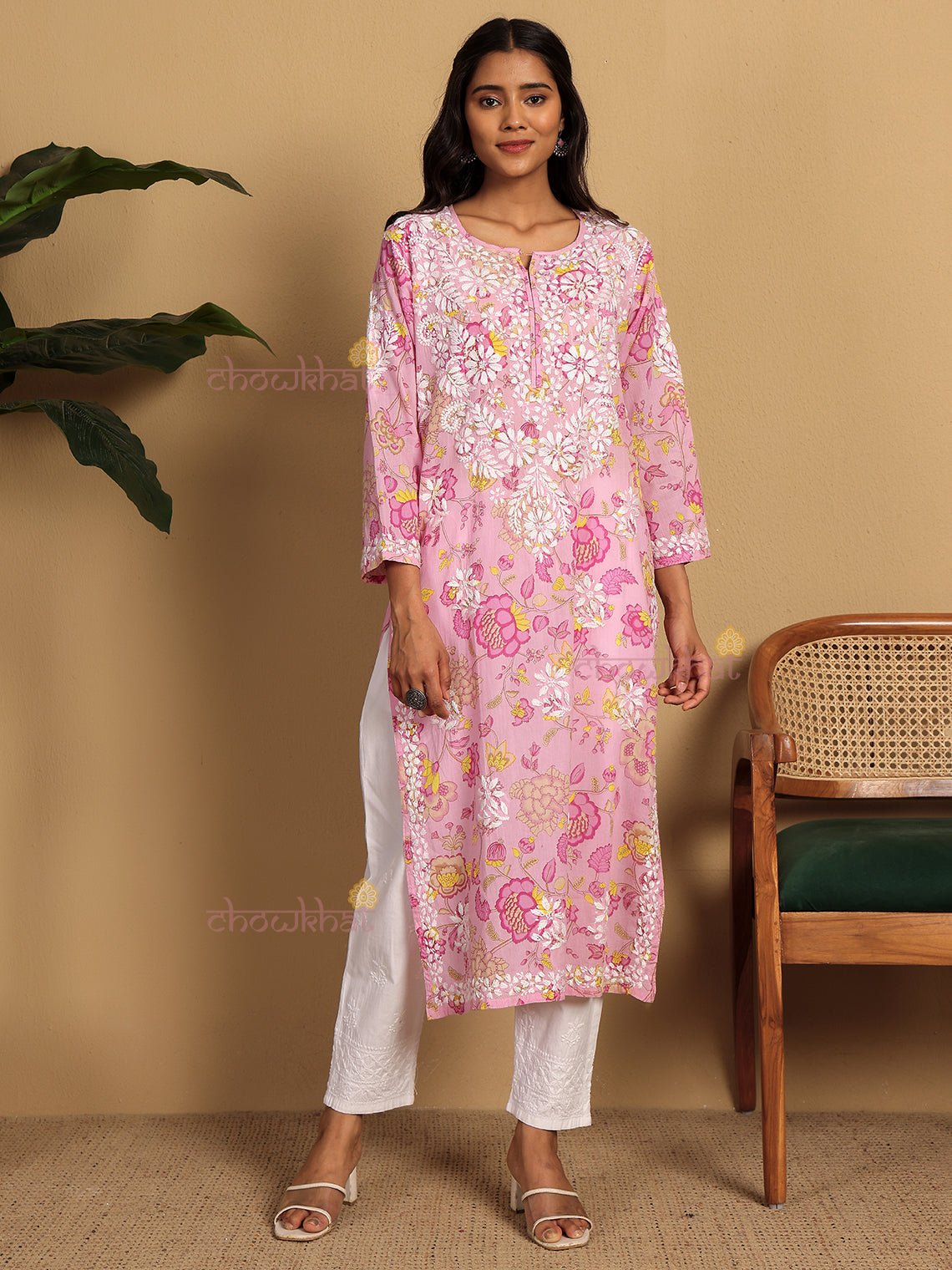 Jiya Mul Cotton Straight Chikankari Long Kurti - Chowkhat Lifestyle
