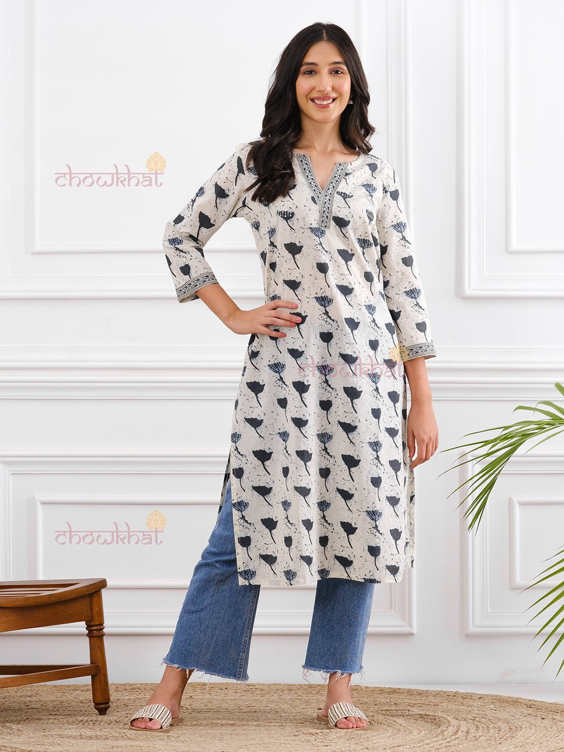 Amaara Hand Printed Cotton Kurti with Sequence Work - Chowkhat Handicraft