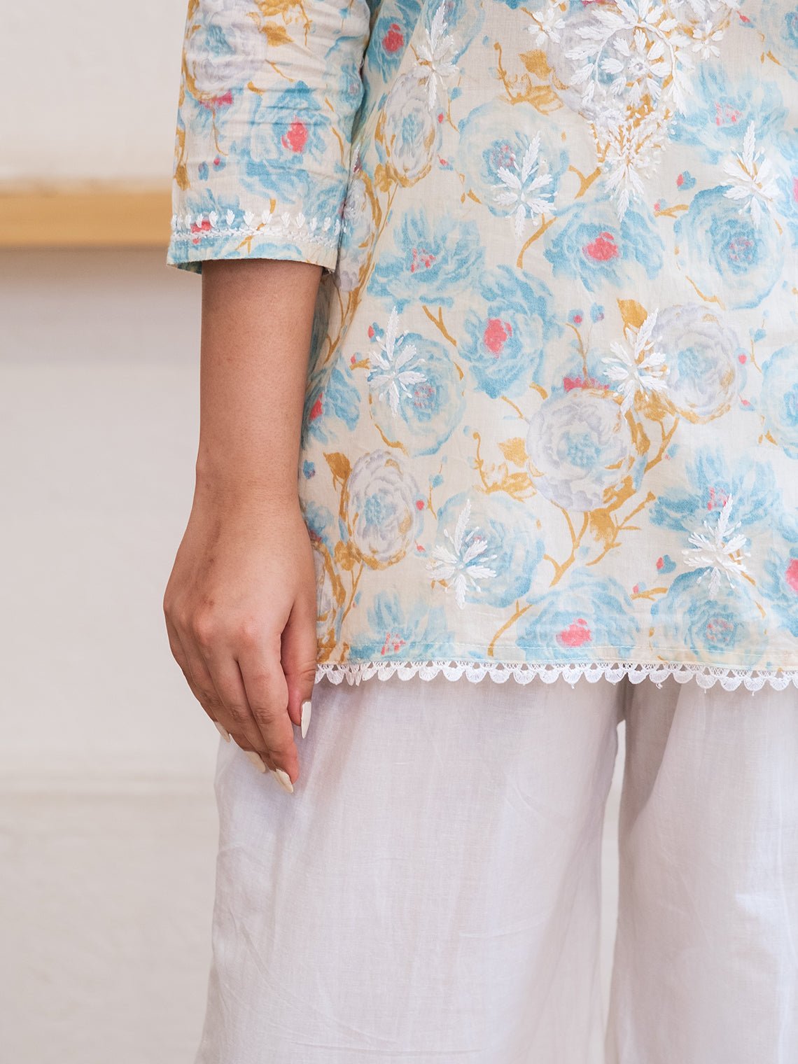 Zara Mul Cotton Short Chikankari Kurti - Chowkhat Handicraft