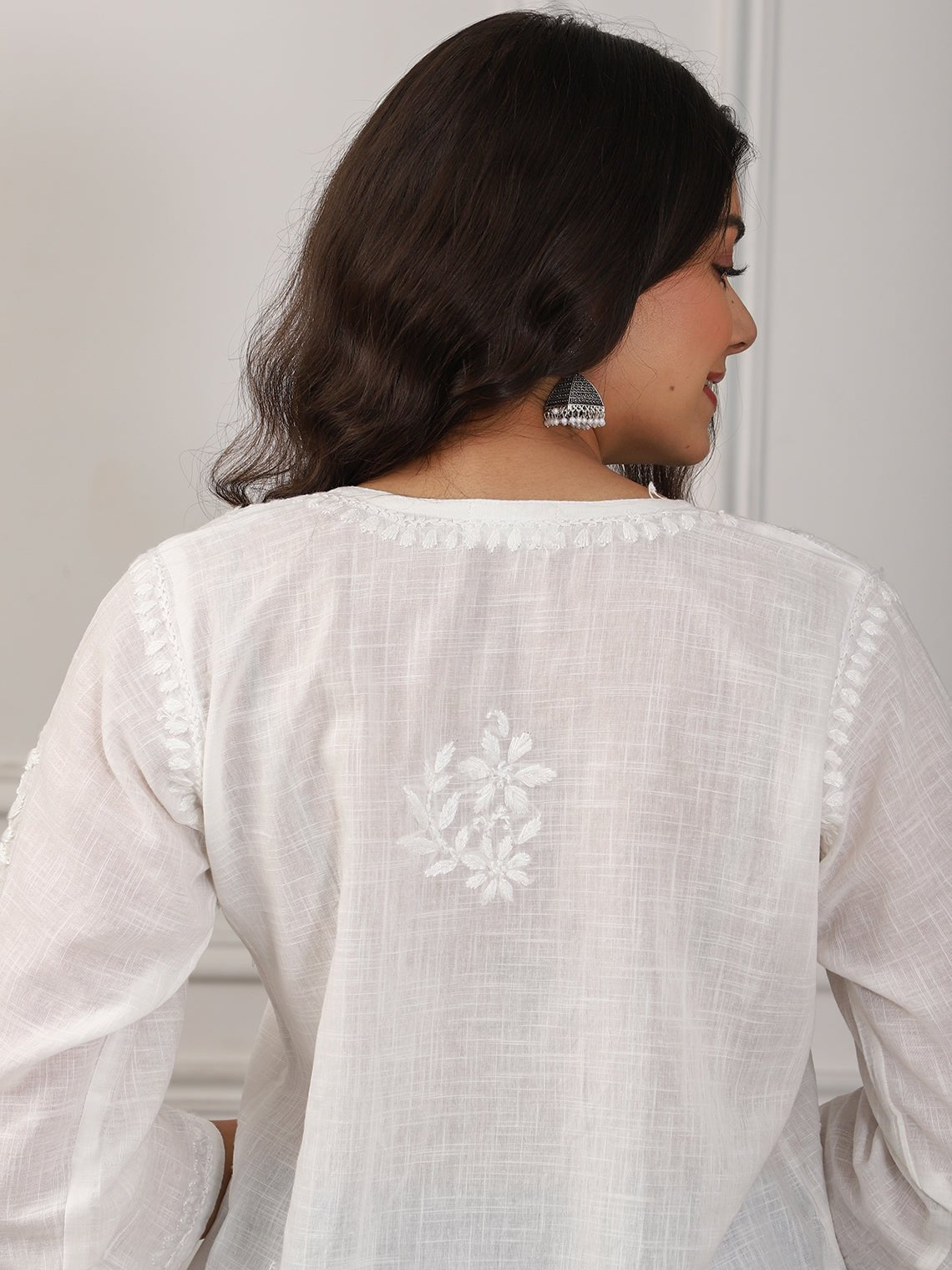 Saad Short Cotton Slub Chikankari Kurti - Chowkhat Handicraft