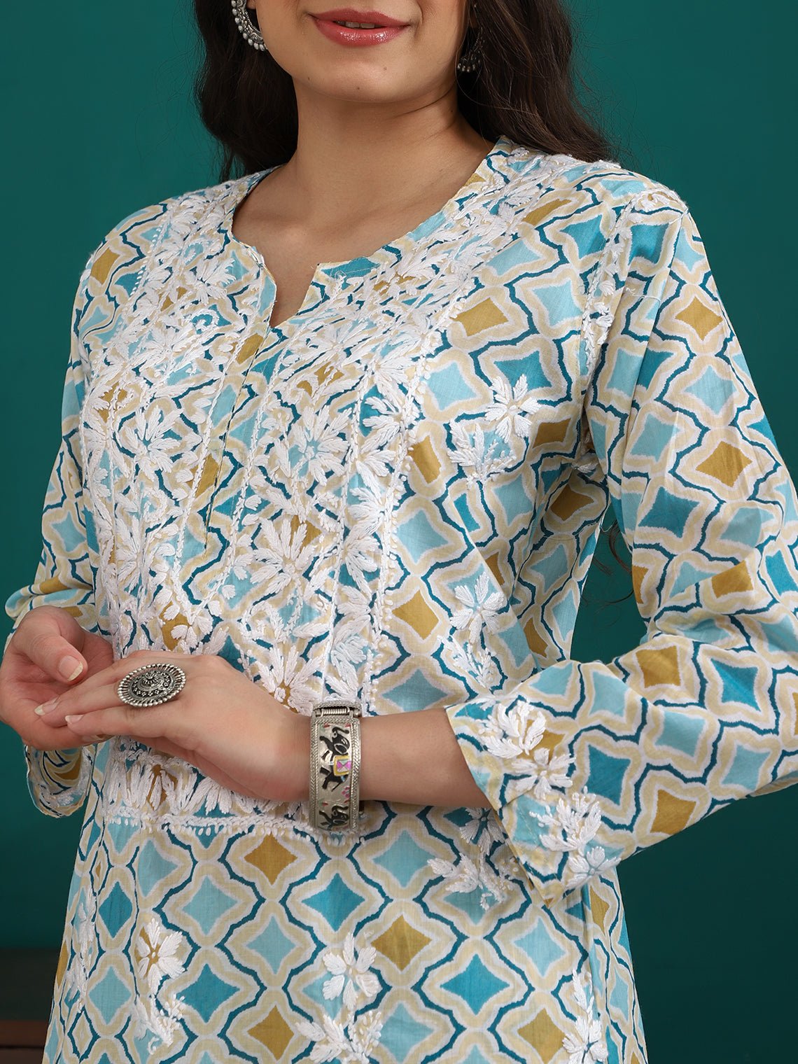 Zahra Printed Mul Cotton Chikankari Kurti & Palazzo Set - Chowkhat Handicraft